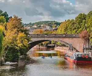 Luton to Bath taxi
